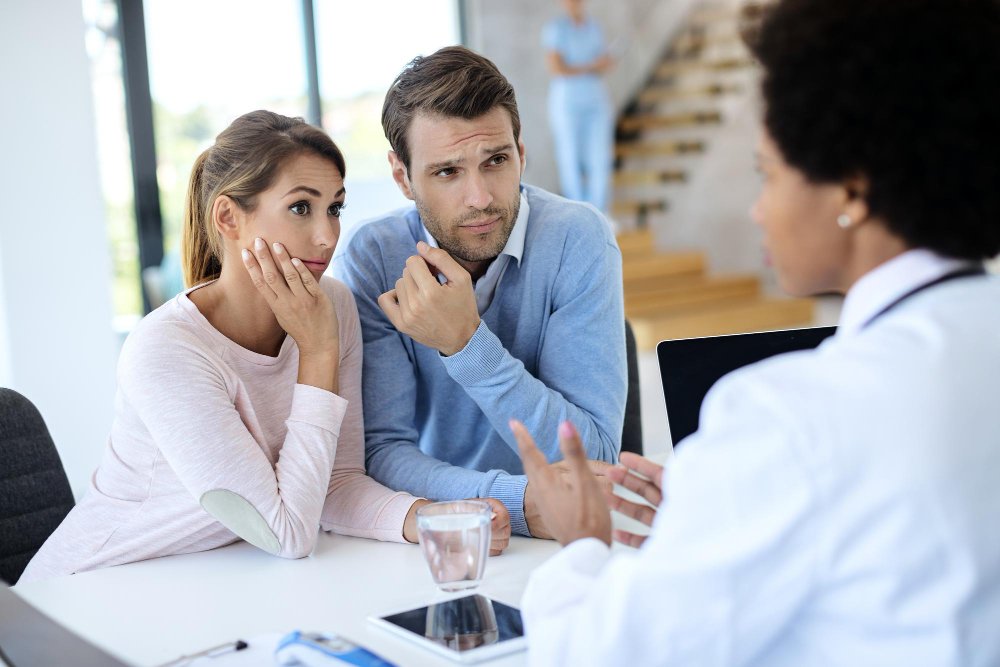 Doctor discussing supplements and fertility health